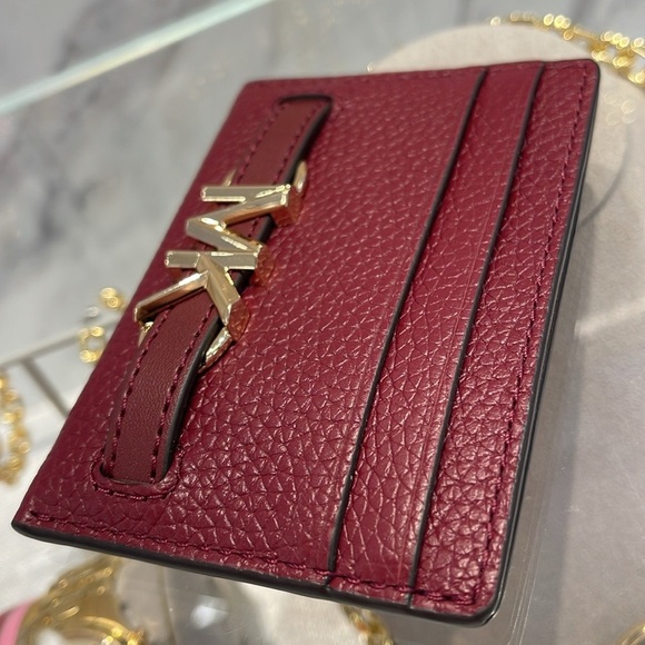 MICHAEL KORS
Reed Large Pebbled Leather Card Holder Case
Dark Cherry 
NWT - Picture 6 of 16